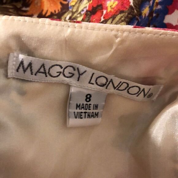 Maggy London lined beautiful dress - Picture 3 of 5